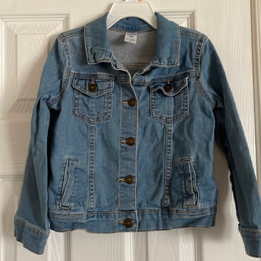 Light blue denim jacket!